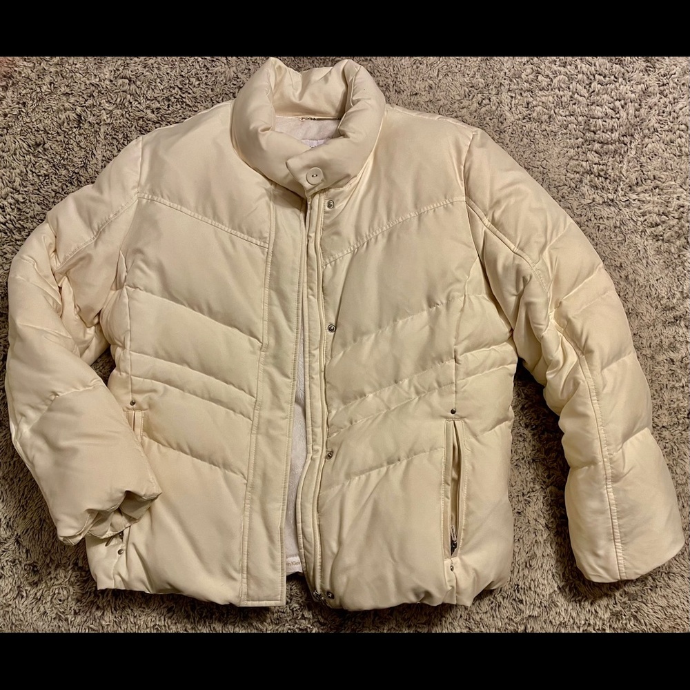 ladies puffer jacket!